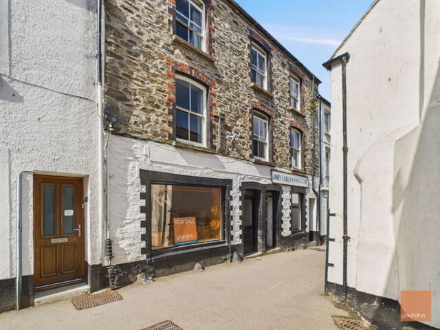 Polperro, Fore Street, Looe, 5 Bedroom House Polperro, Fore Street, Looe, 5 Bedroom House
