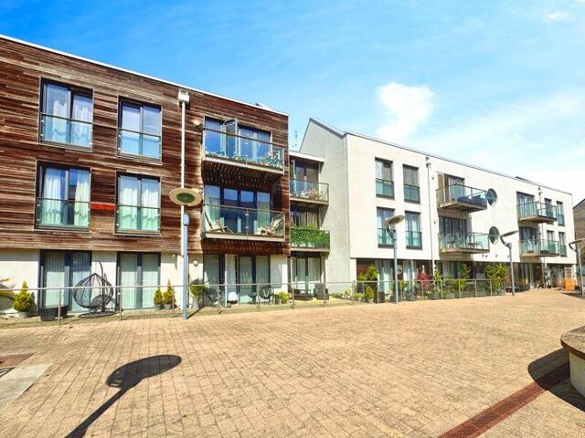 Waterside Marina, Brightlingsea, 3 Bedroom Flat