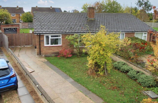 High View, Putnoe, 2 Bedroom Semi-detached