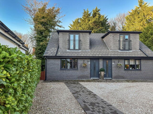 Part Street, Southport, 2 Bedroom Semi-detached