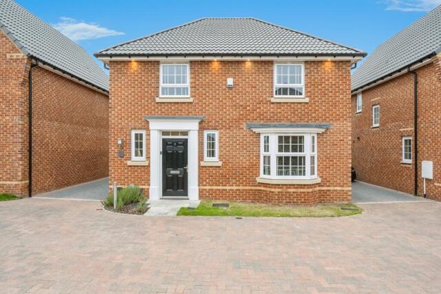 Saxon Avenue, Hatfield, 4 Bedroom Detached