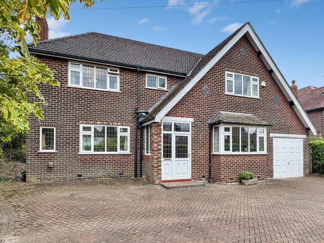 Clifton Drive, Marple, 4 Bedroom Detached Clifton Drive, Marple, 4 Bedroom Detached