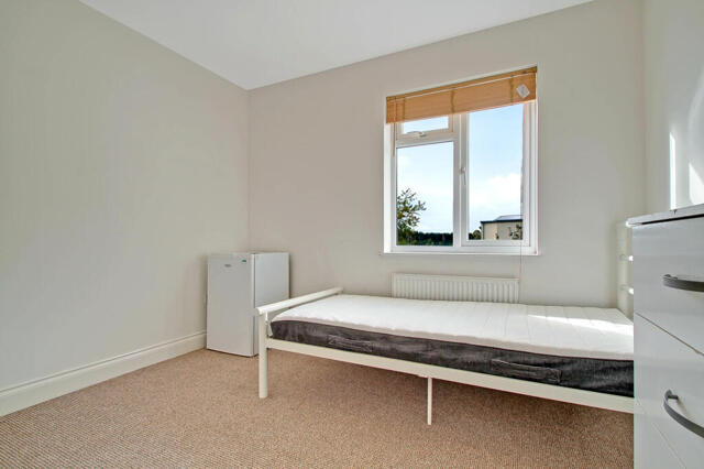 Ragstone Road, Slough, House Share For