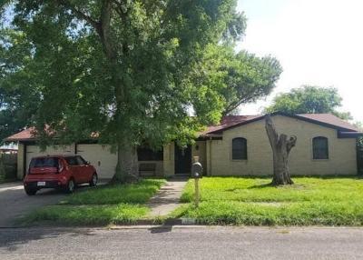 Westwood St, Victoria, Preforeclosure Single-family Home