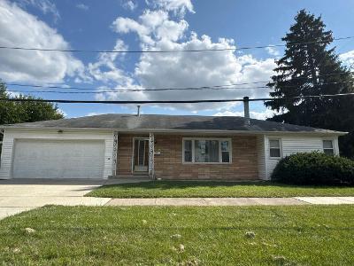 S Kostner Ave, Oak Lawn, Foreclosure Single-family Home