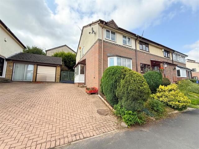 Paterson Close, Stocksbridge, 3 Bedroom End