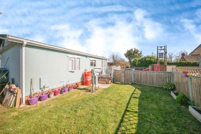 Bourne Park Residential Park, Ipswich, 2 Bedroom Bungalow