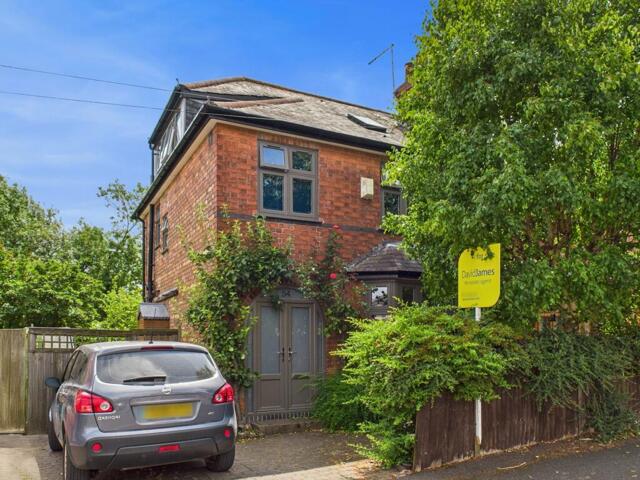 Vernon Avenue, Carlton, 4 Bedroom Semi-detached