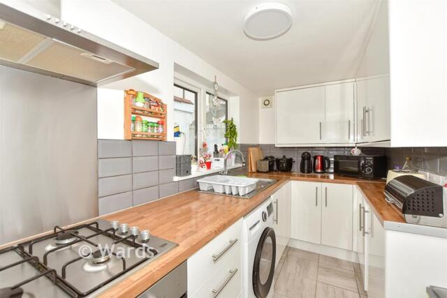 Wood Street, Dover, 3 Bedroom Terraced