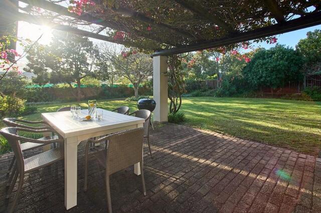 Seaside Longships, Plettenberg Bay, Family Home Within