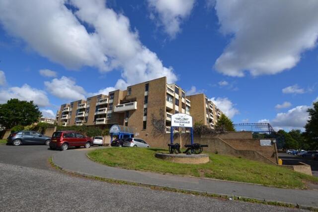 Kenilworth Court, Washington, 1 Bedroom Flat