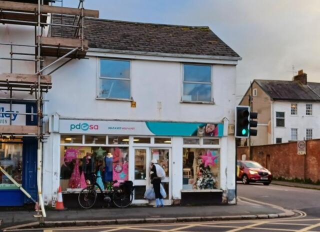 Cowick Street, Exeter, High Street Retail