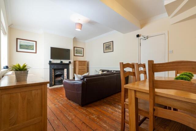 Purley Road, Cirencester, 5 Bedroom Terraced