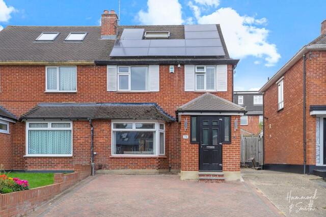 Crows Road, Epping, 4 Bedroom Semi-detached
