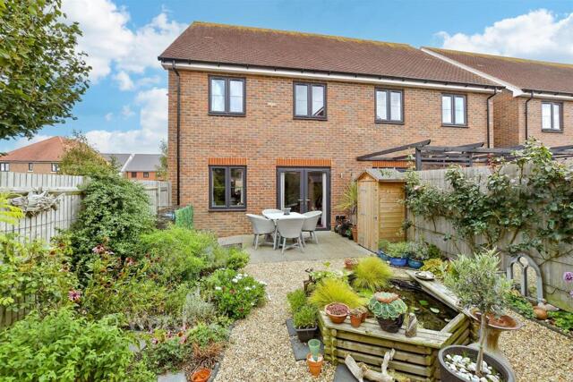 Quinn Close, Deal, 3 Bedroom Semi-detached