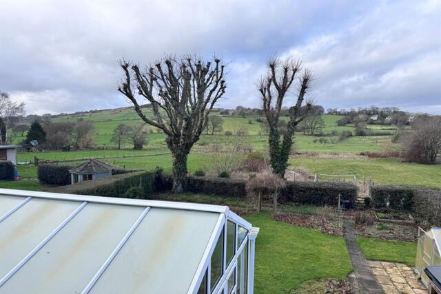 Manchester Road, Chapel-en-le-frith, 4 Bedroom Detached