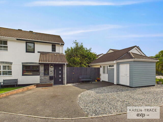 Chandlers Walk, Charlestown, 3 Bedroom Semi-detached