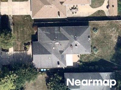 Kilpatrick Ave, Oak Lawn, Preforeclosure Single-family Home