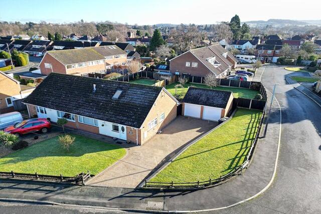Belbroughton Road, Stourbridge, 4 Bedroom Bungalow