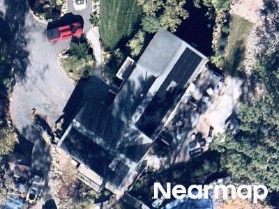 Martin St, Newton, Preforeclosure Single-family Home