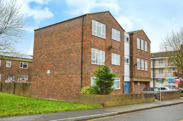 Hotspur Road, Northolt, 1 Bedroom Flat
