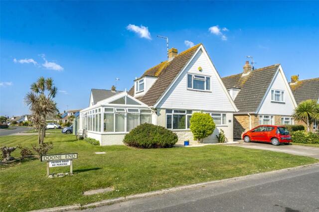 Ferring, Doone End, Worthing, 3 Bedroom Detached