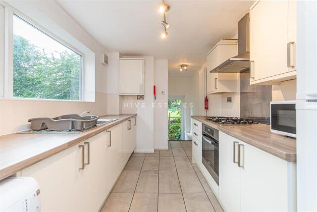 Greystoke Avenue, Sandyford, 6 Bedroom Maisonette