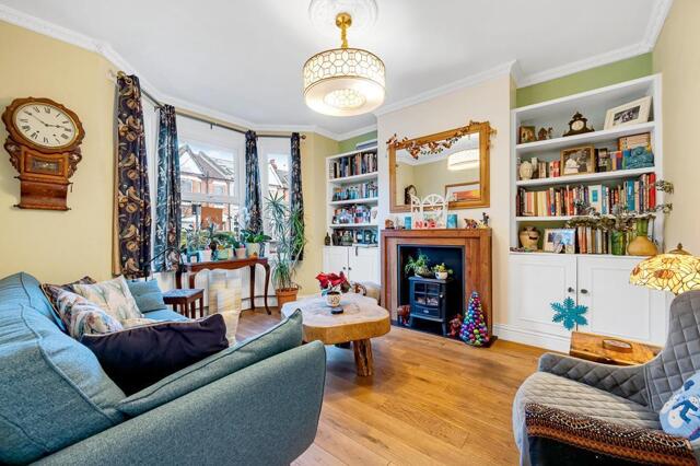 Grove Avenue, Hanwell, 5 Bedroom Semi-detached