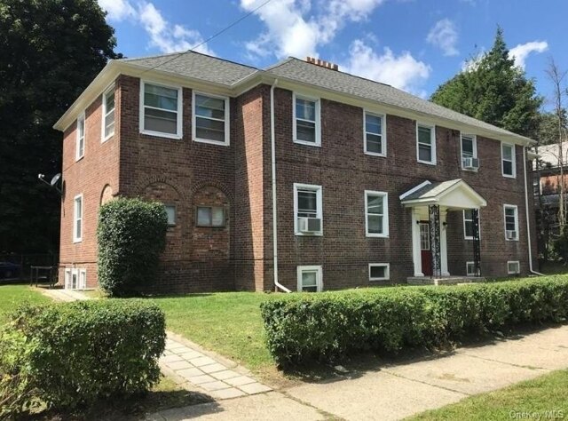 Fullerton Ave, Newburgh, Home For Rent