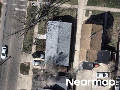 N Highland Ave, Aurora, Preforeclosure Single-family Home