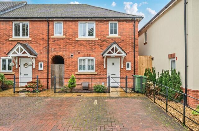 Copper Close, Eastleigh, 3 Bedroom End