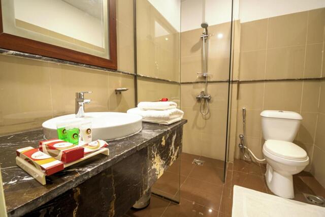 C, People Colony  D Ground, Punjab, Faisalabad, Hotel One Faisalabad