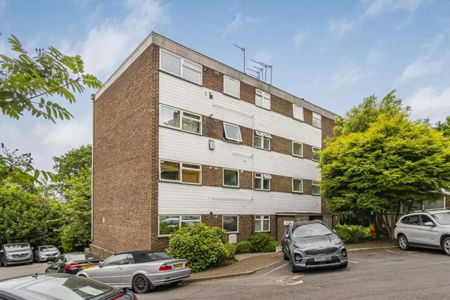 Wendela Court, Sudbury Hill, 2 Bedroom Flat