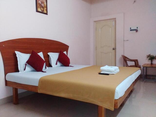 Dr Ambedkar Salai, Chennai, Royal Green Accommodation