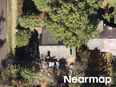 Mayfield Rd, Cleveland, Preforeclosure Single-family Home