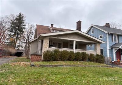 Dellwood Rd, Cleveland, Foreclosure Single-family Home