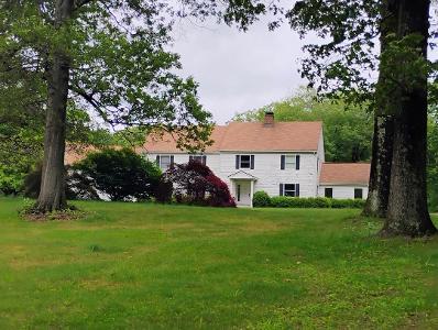 Cutler Rd, Greenwich, Preforeclosure Single-family Home