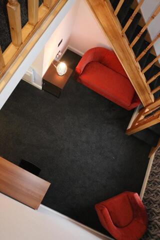 Cross Lane, Manchester, Imperial Salford Hotel Cross Lane, Manchester, Imperial Salford Hotel