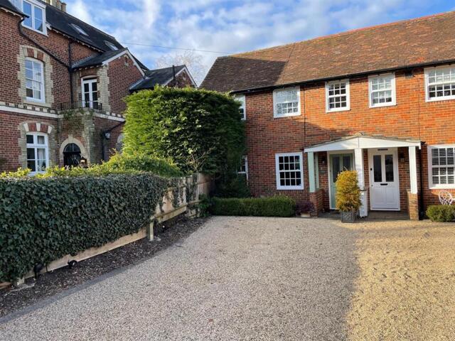 West End Lane, Essendon, 1 Bedroom Cottage