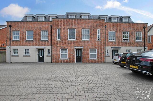 Hemnall Street, Epping, 2 Bedroom Apartment