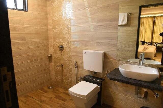 Plot No ,narayan Lodge,panchgani Mahabaleshwar Road,panchgani, Panchgani, Hotel Royal Orbit