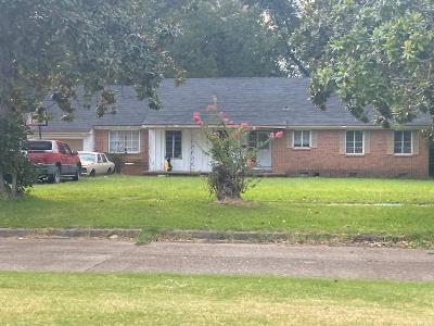 Feltus Blvd, Leland, Preforeclosure Single-family Home Feltus Blvd, Leland, Preforeclosure Single-family Home