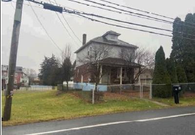 Freemansburg Ave, Easton, Preforeclosure Single-family Home
