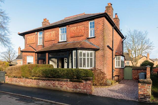 Cranford Avenue, Knutsford, 4 Bedroom Semi-detached