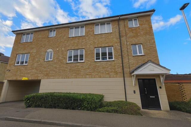 Quarles Park Road, Romford, 2 Bedroom Apartment Quarles Park Road, Romford, 2 Bedroom Apartment
