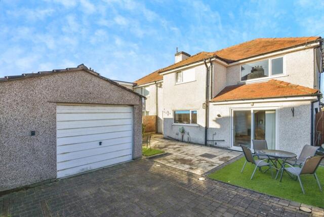 Westgate, Morecambe, 4 Bedroom Semi-detached