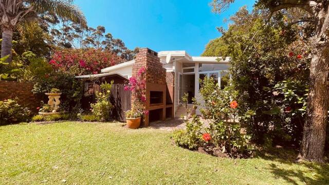 Keurbooms River, Plettenberg Bay, Fully Furnished 4-bedroom