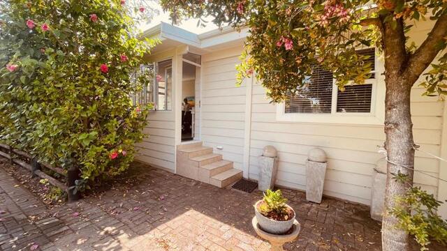 Keurbooms River, Plettenberg Bay, Fully Furnished 4-bedroom