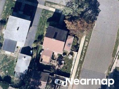 Ingram St, Hamden, Preforeclosure Single-family Home