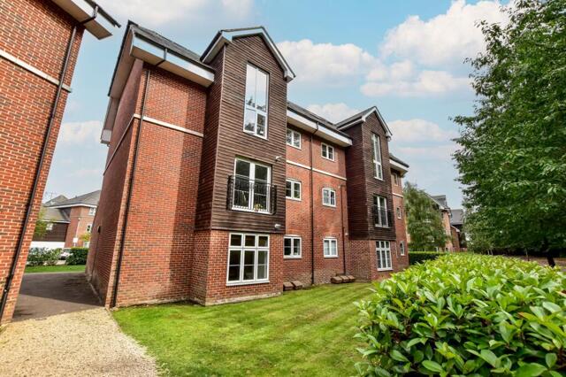 Wharf Way, Hunton Bridge, 3 Bedroom Duplex